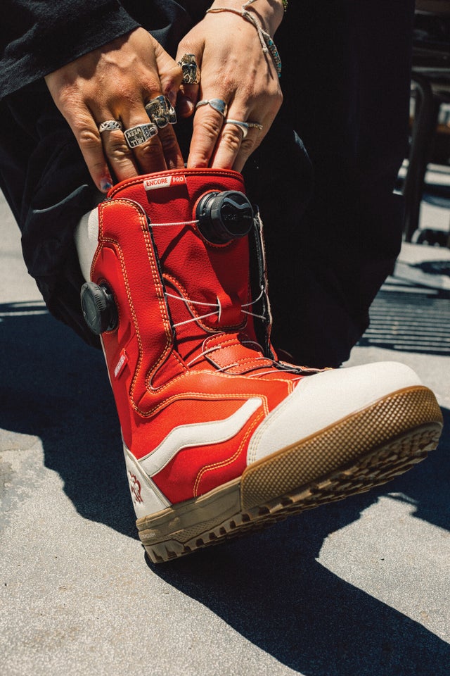 SNOWBOARD BOOTS | totally board